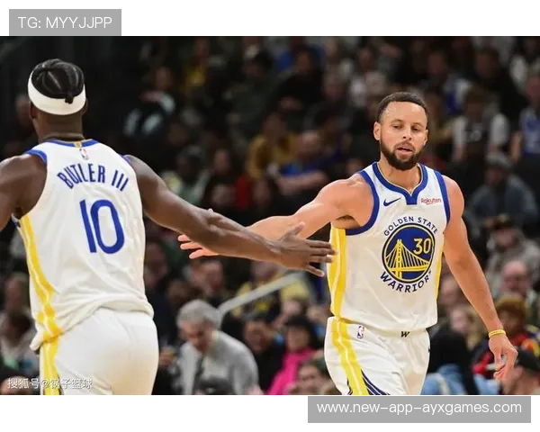 勇士比赛节拍：库里与核心组的衔接更为默契